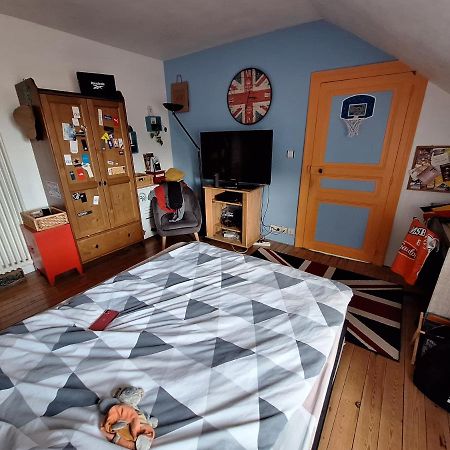 Chambre Chez L'Habitant لو مان المظهر الخارجي الصورة
